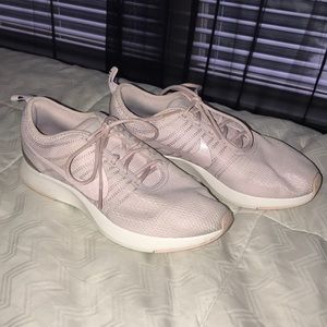 👟💗 LIGHT PINK NIKES 👟💗